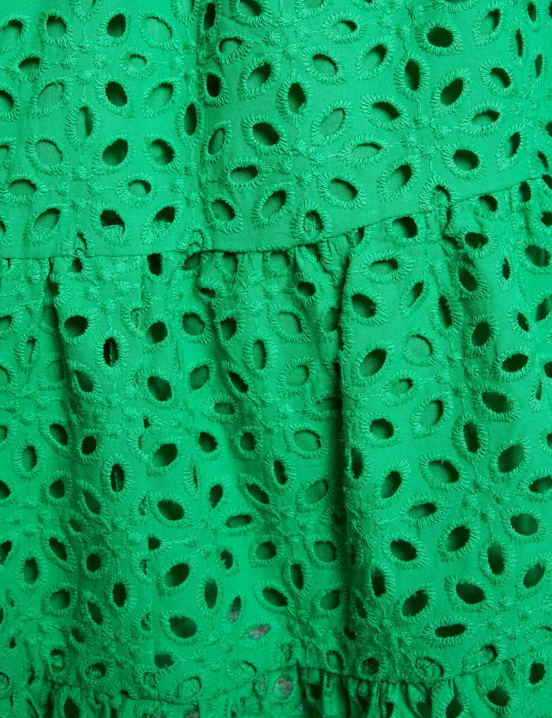 Robe courte trapèze brodée