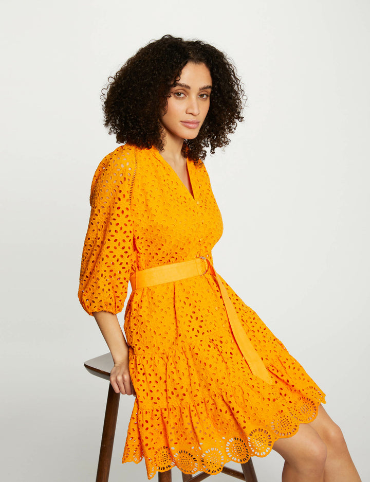 Robe courte trapèze brodée