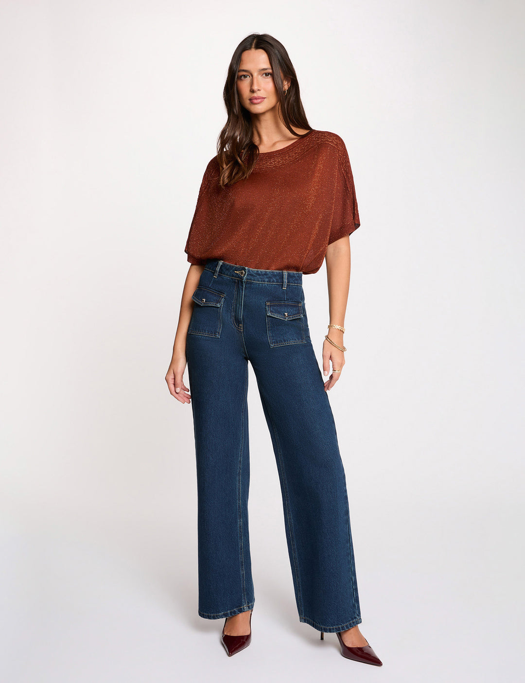 Pull oversize col v