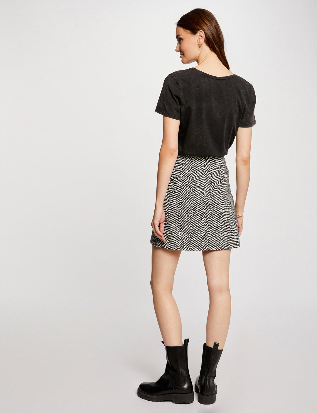 Jupe courte imprimé chevron