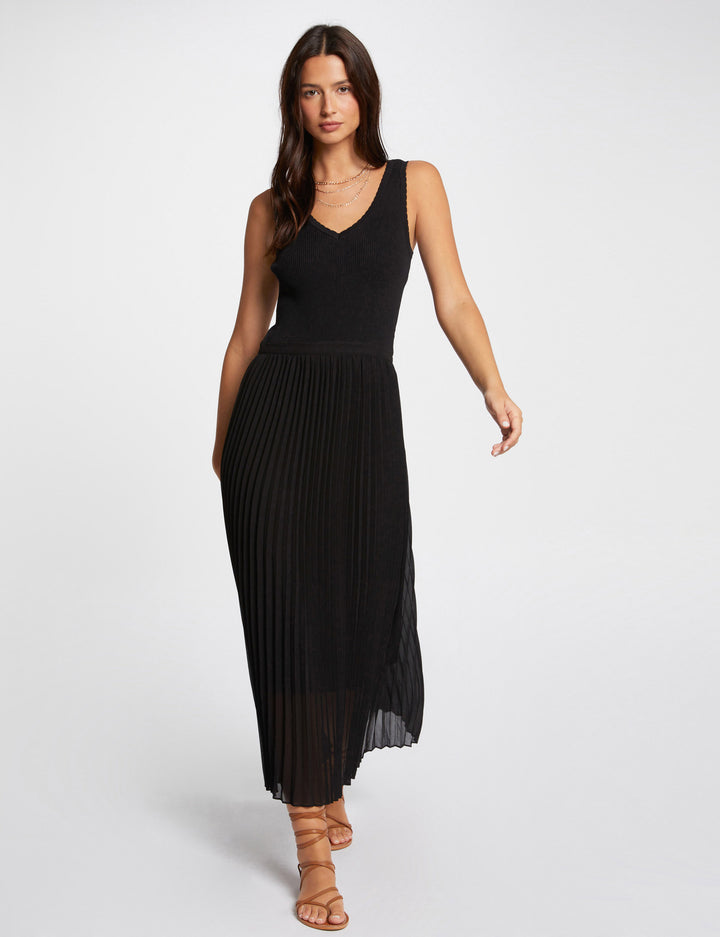 Robe tricot longue cintrée