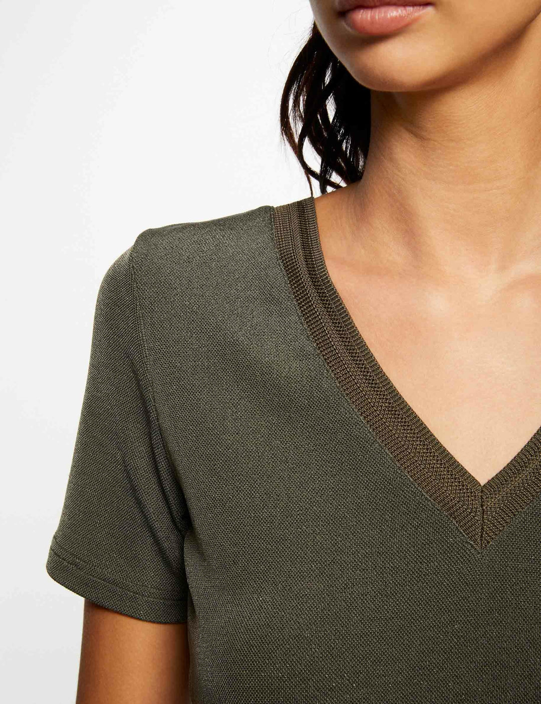 T-shirt manches courtes avec col en V