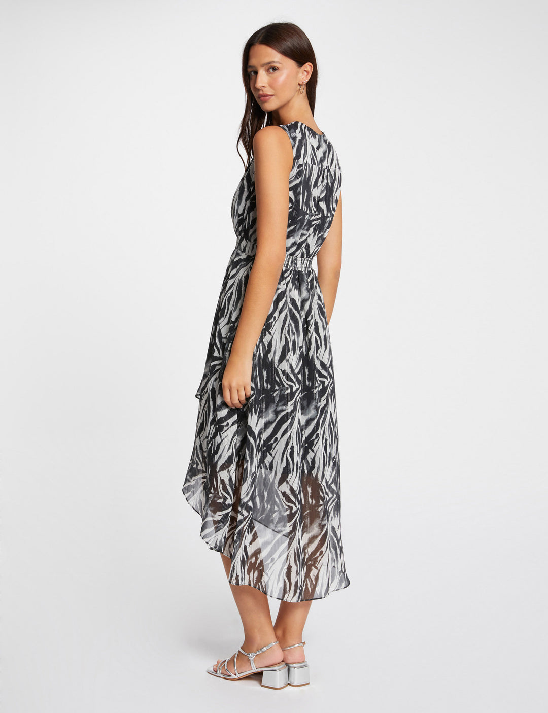 Robe longue cintrée imprimée