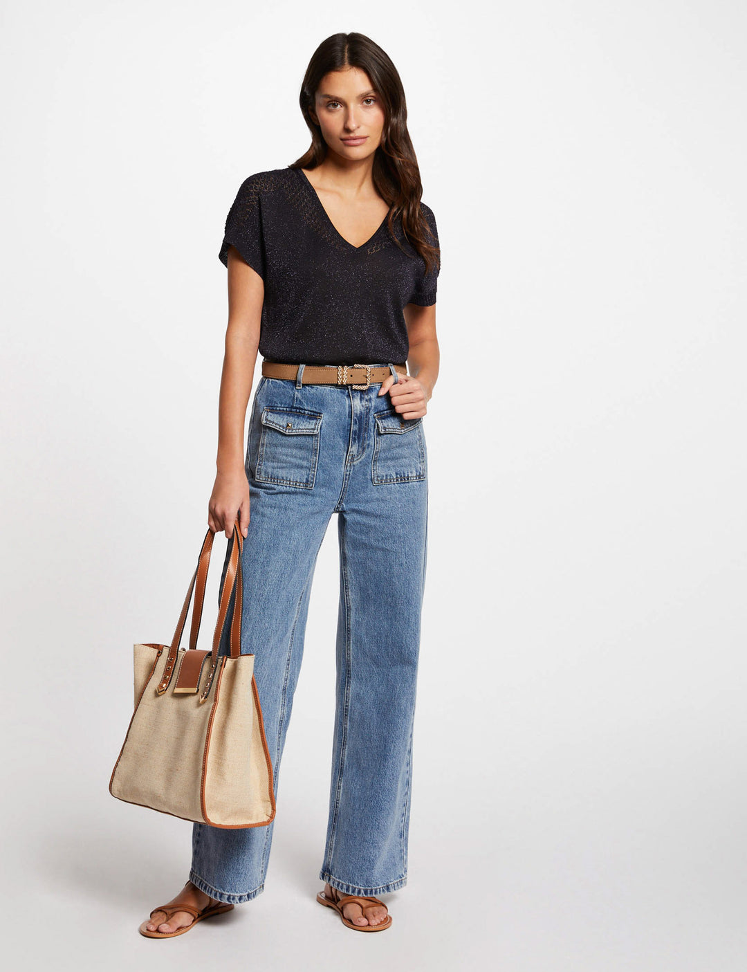 Pull col en V manches courtes