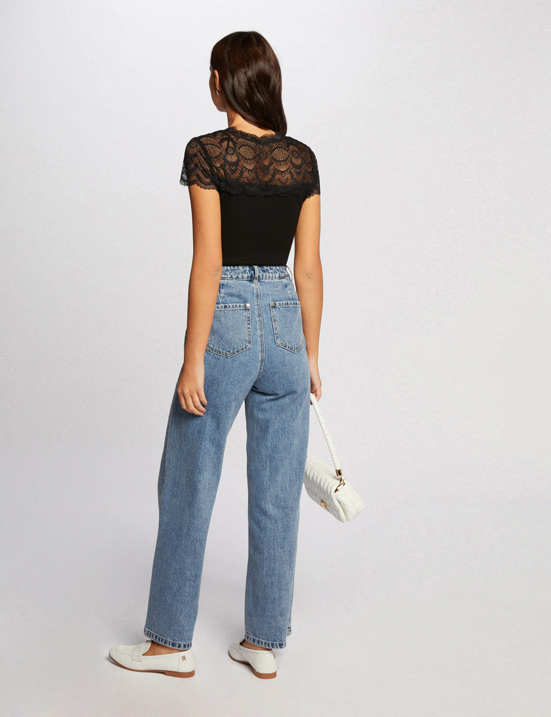 Pull manches courtes dentelle