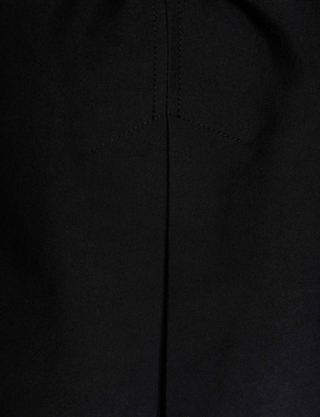 Trench cintré ceinturé à  capuche