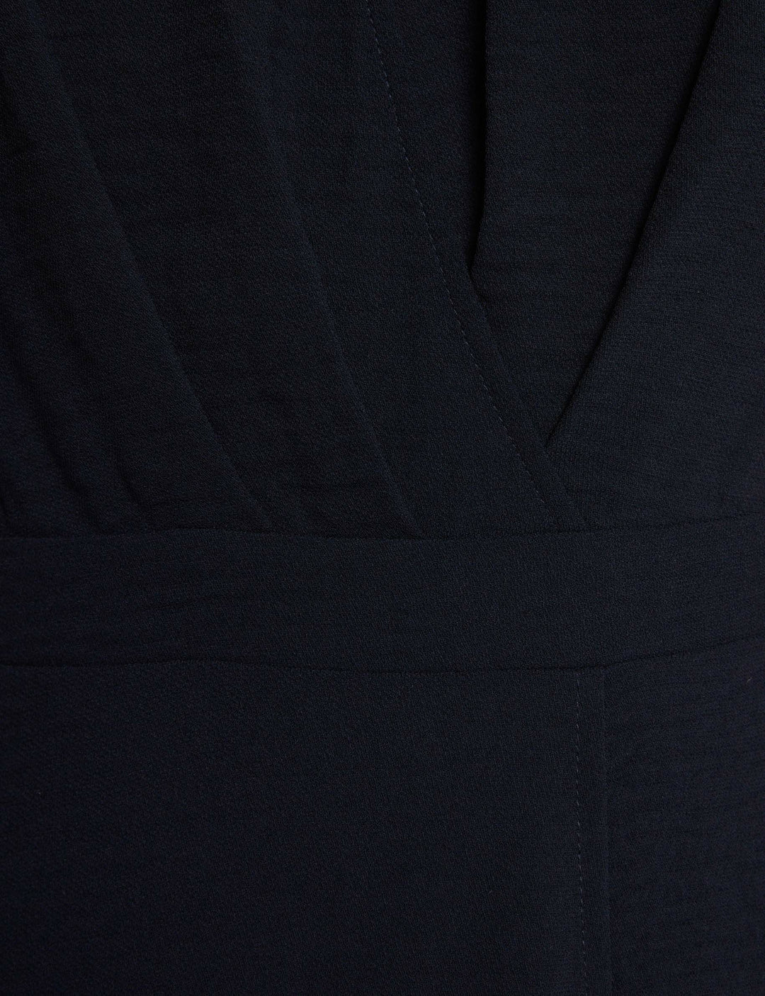 Robe courte fluide volants