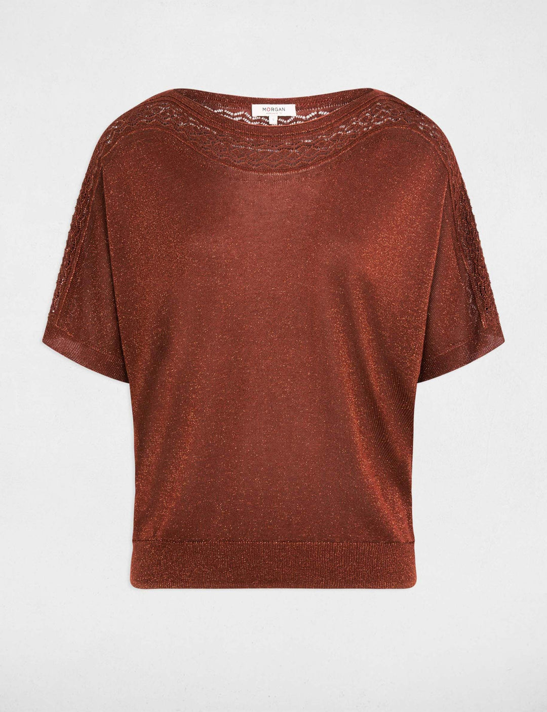 Pull oversize col v