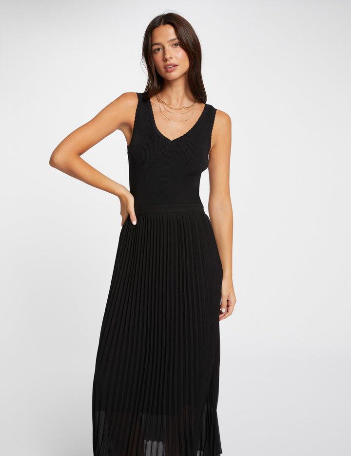 Robe tricot longue cintrée