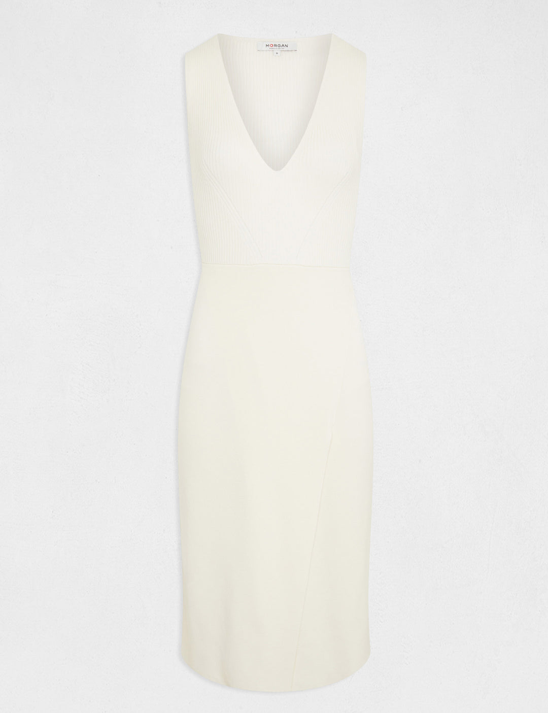 Robe pull midi ajustée col en V