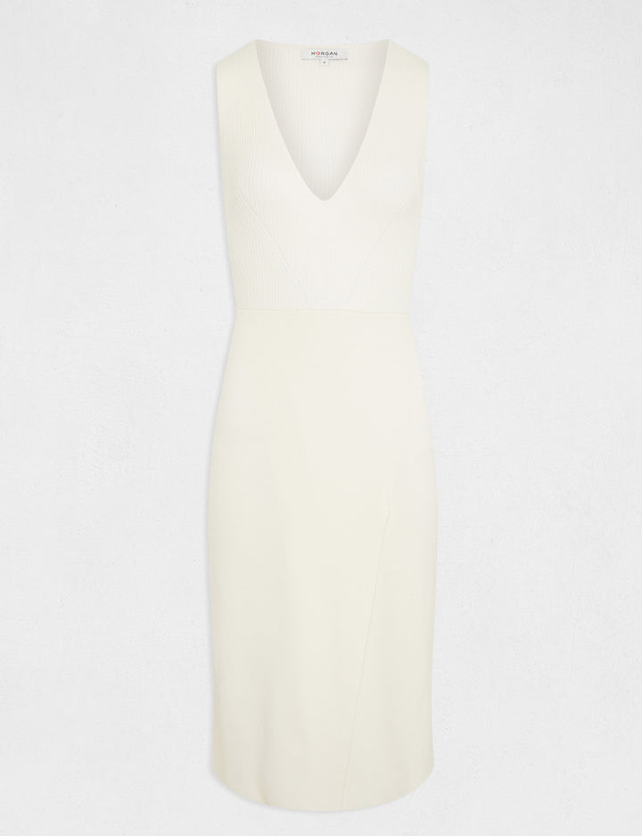 Robe pull midi ajustée col en V