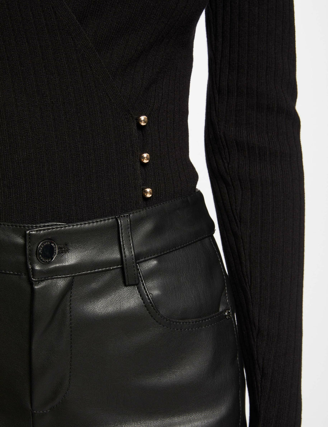 Pull manches longues col cache-coeur