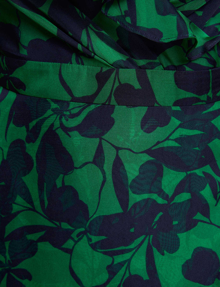 Robe mi-longue cache coeur