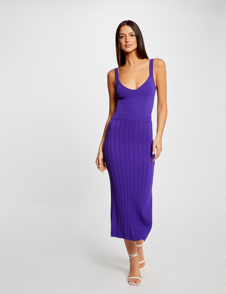 Robe pull longue ajustée fendue