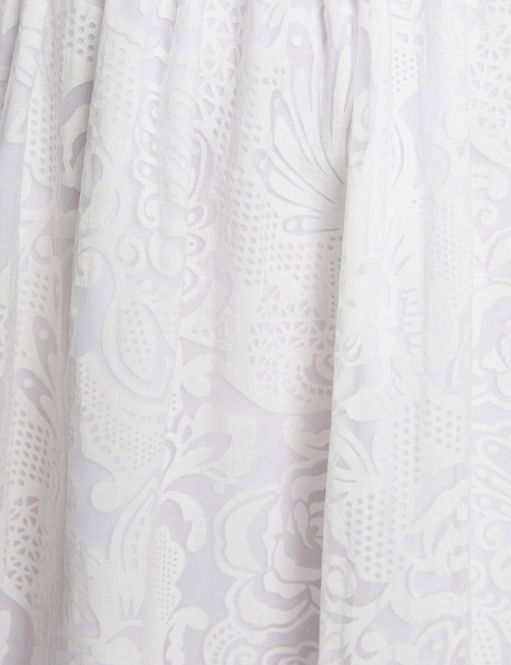 Robe jacquard col v