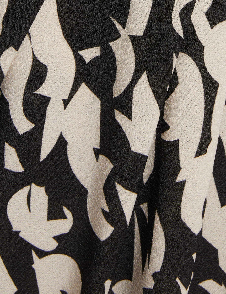 Robe courte cintrée imprimée
